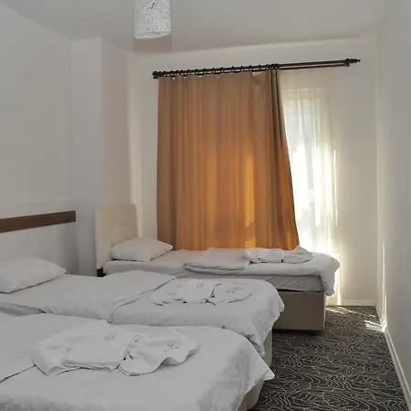 Fix Class Konaklama Ozyurtlar Residance * Istanbul